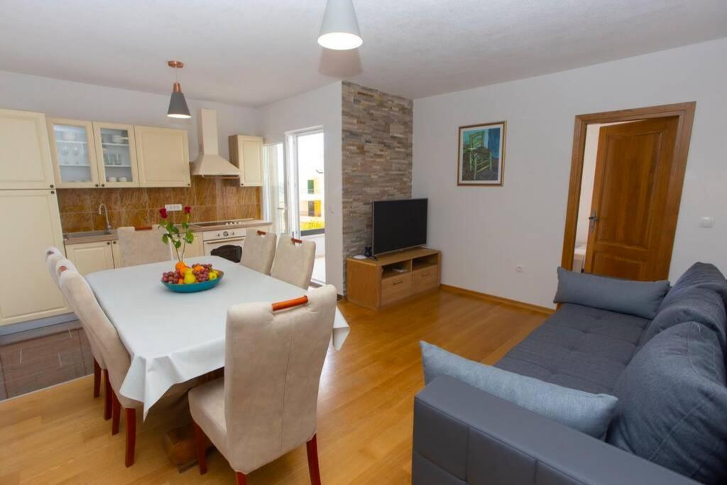Apartments Vladimir #4 Makarska Zewnętrze zdjęcie